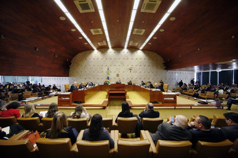 CONFRONTO. Supremo vai barrar atos irresponsáveis de Bolsonaro