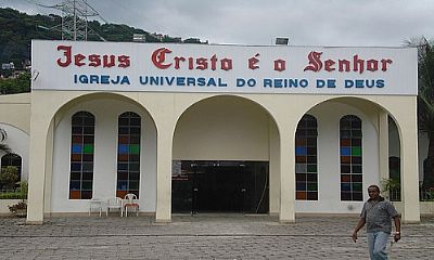 Crivella instala tomógrafo na Igreja Universal da Rocinha