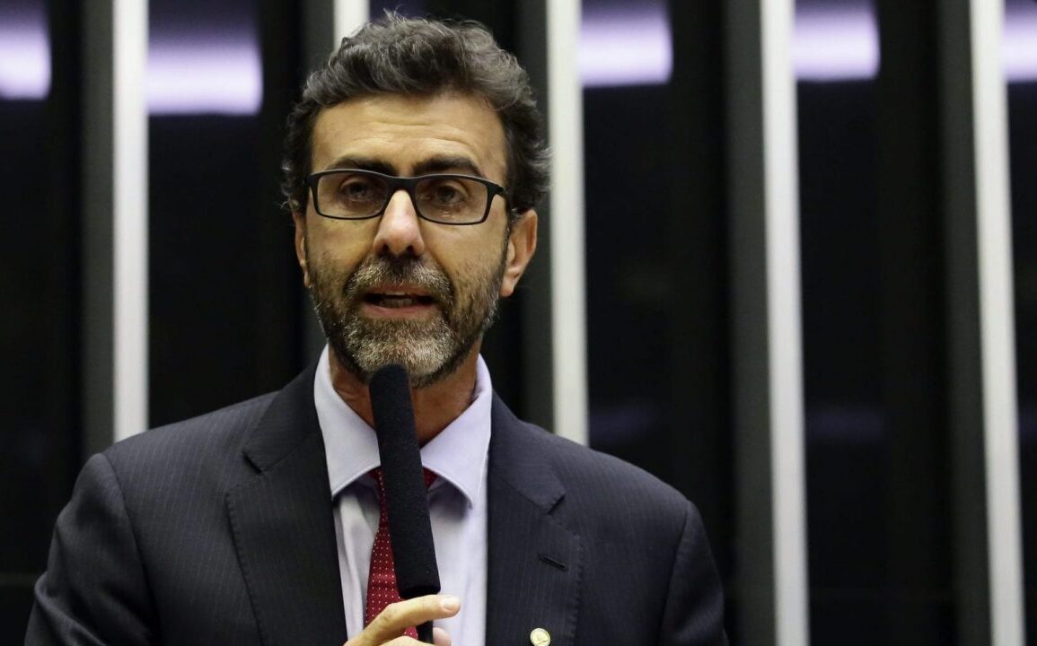 Psol vai pedir convocação do novo diretor da PF para explicar mudança no Rio
