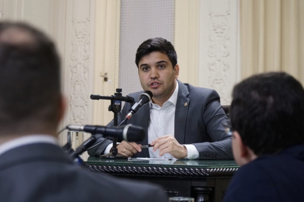 Deputado pede que Justiça determine imediatamente o lockdown no Rio