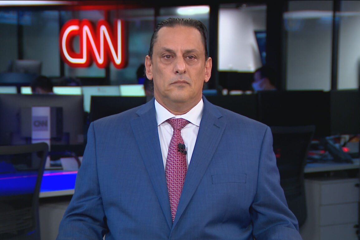 Wassef anuncia que deixará a defesa de Flávio Bolsonaro