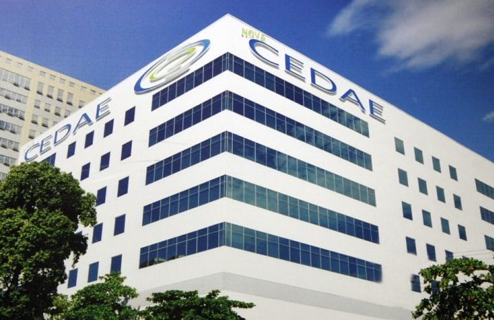 Servidores e sindicalistas vão dar abraço na Cedae em ato contra privatização