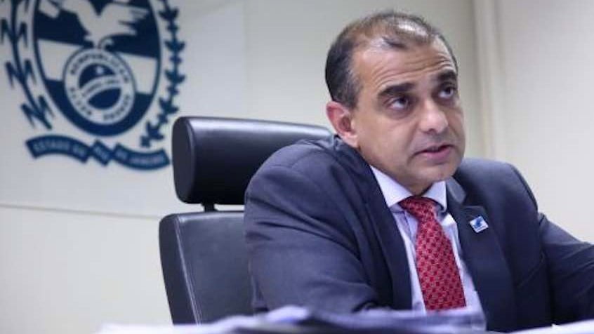 Edmar Santos não presta esclarecimentos à comissão da Covid na Alerj