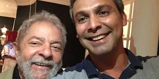 Lindbergh monta base digital de 10 mil simpatizantes de Lula