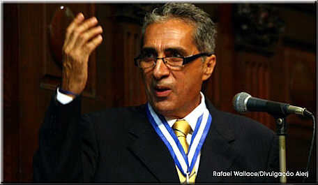 Egresso do MP, o médico Carlos Alberto Chaves será o novo secretário de saúde