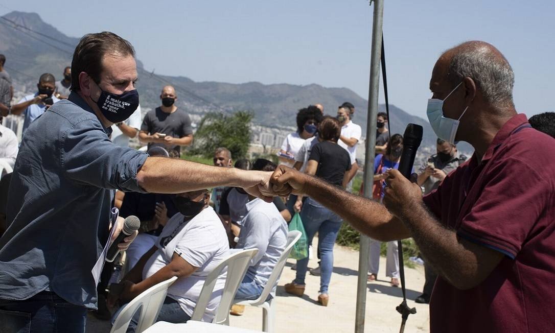 Paes defende Crivella nas eleições e tenta associar Luiz Lima a Witzel