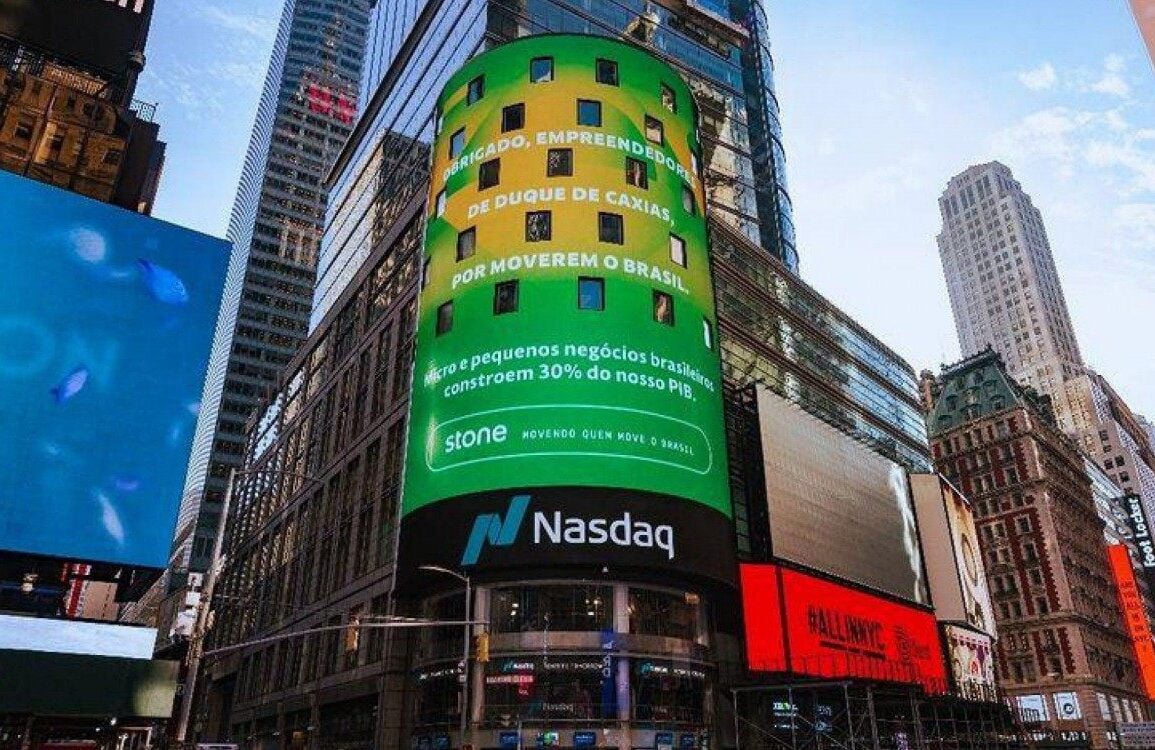 O dia em que Duque de Caxias foi destaque na Time Square de Nova York