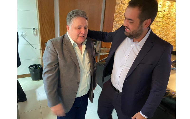 No Jogo do Poder, o encontro de Castro e Garotinho