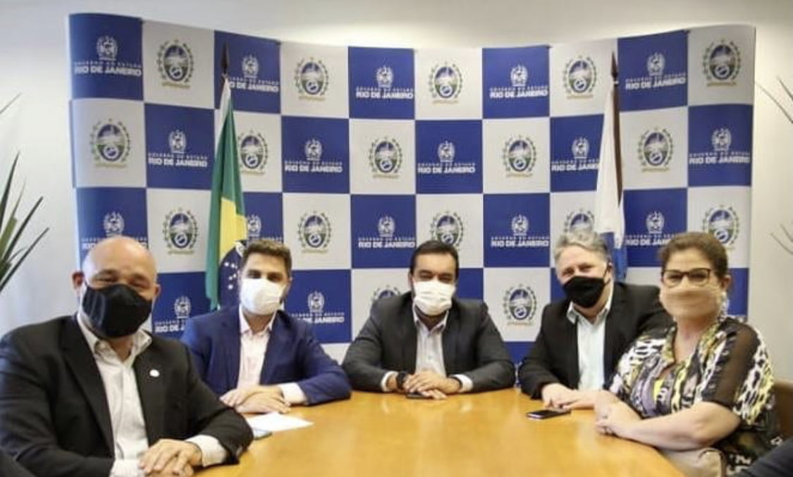 Garotinho firma pacto político com Cláudio Castro em encontro no Guanabara