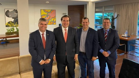 Rodrigo Maia se reúne com Washington Reis para acertar filiação ao MDB