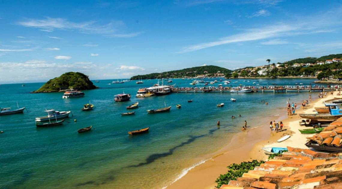 Para desestimular corrida à região dos Lagos, Cláudio Castro fecha as praias de todo o estado