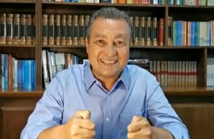 Rui Costa comemora liderança da Bahia no ranking nacional de vacinação