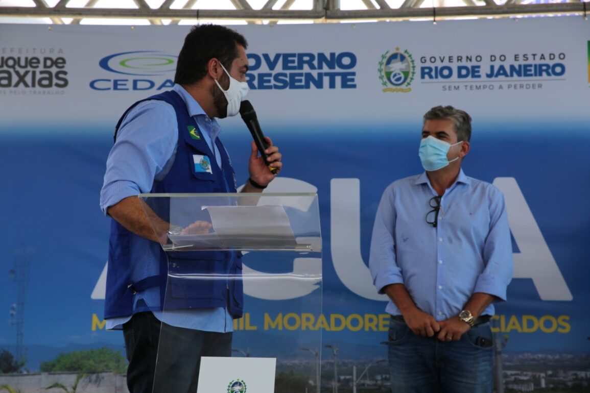 Cláudio Castro e Washington Reis inauguram estação de tratamento em Caxias