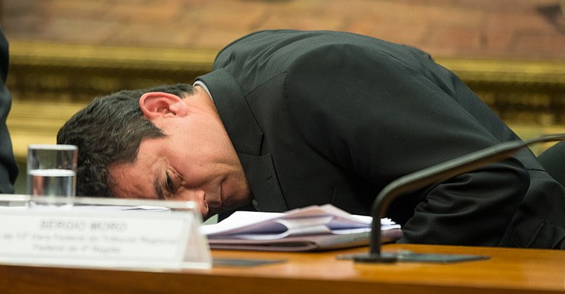 Desmoralizado, Moro agora diz que não teve interesse no julgamento de Lula