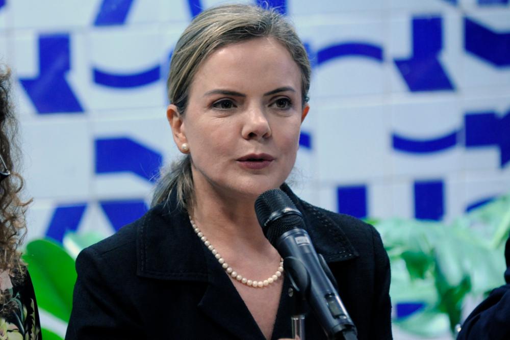 Gleisi afirma que candidato ao Governo do Rio em 2022 não precisa ser do PT