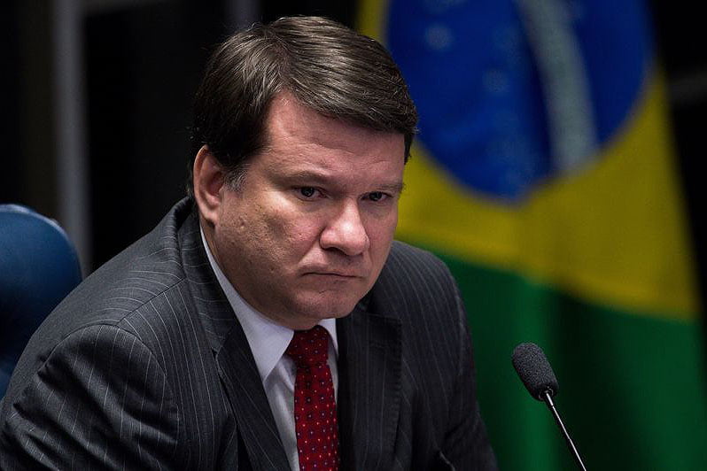 Reitor da UERJ agradece ao presidente da Alerj por não votar projeto que propõe a extinção da universidade