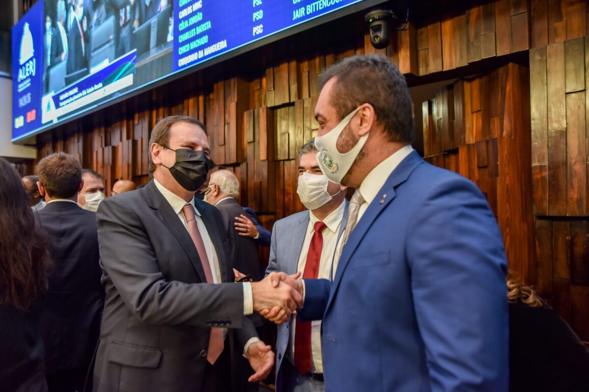 Eduardo Paes consegue mais R$ 500 milhões na divisão dos recursos da Cedae