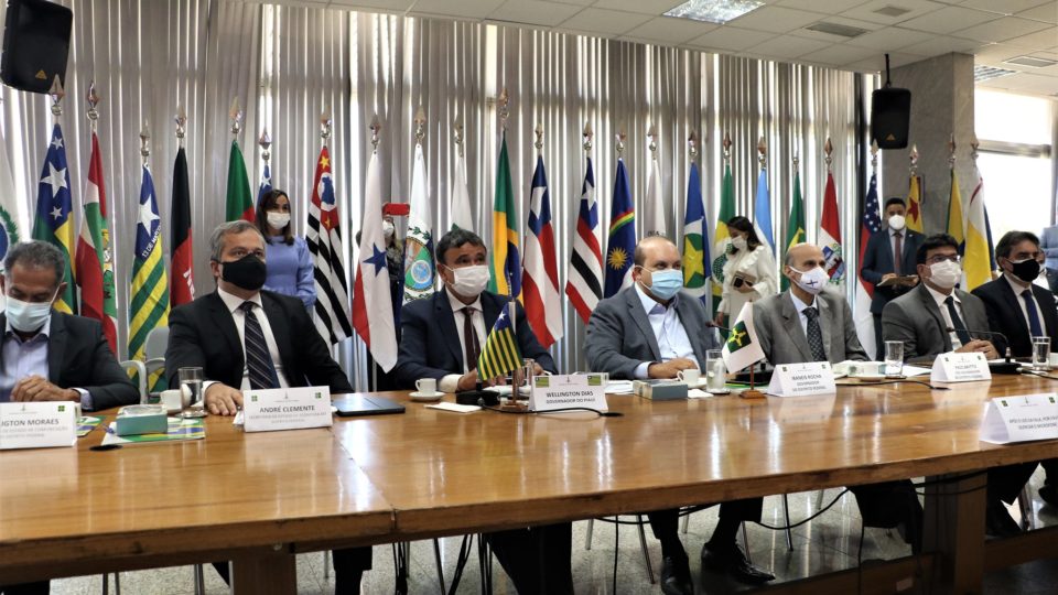 Governadores temem invasão do STF, violência e até uso de armas nos atos de 7 de setembro convocados por Bolsonaro. Flávio Dino cita clima pré-golpe de 64