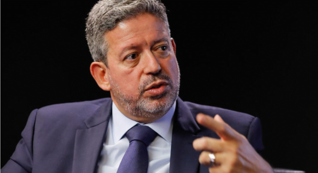 Arthur Lira perde a paciência diante da radicalização do governo: “Desse jeito o Lula vence por W.O.”