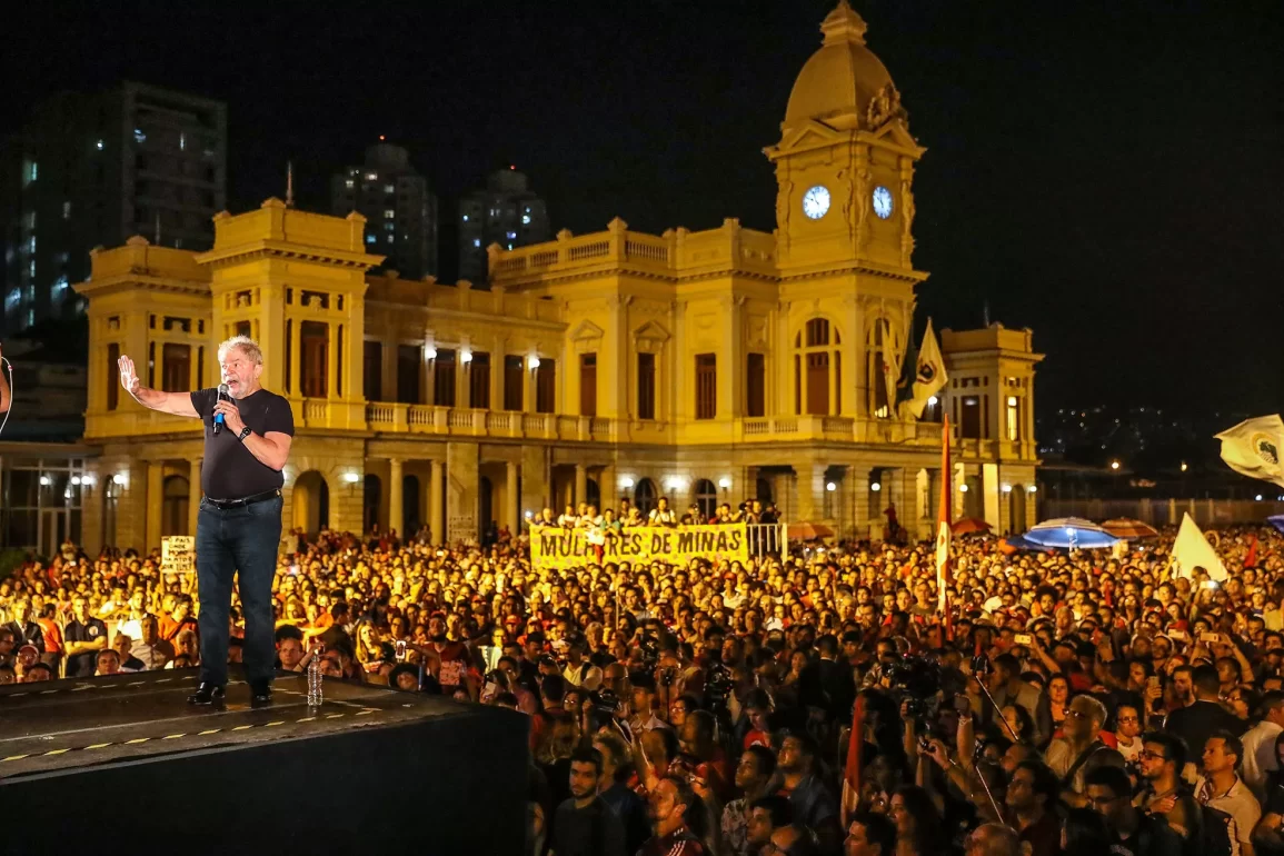 Pesquisa em Minas mostra que Lula cresceu e vence Bolsonaro com facilidade