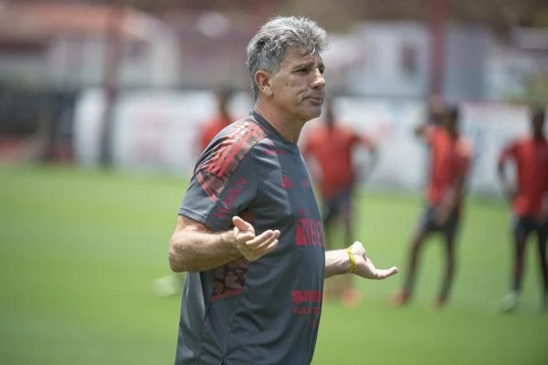 Renato não é mais técnico do Flamengo