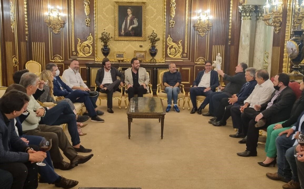 Antônio Rueda anuncia apoio do União Brasil à reeleição de Cláudio Castro em jantar no Palácio Laranjeiras