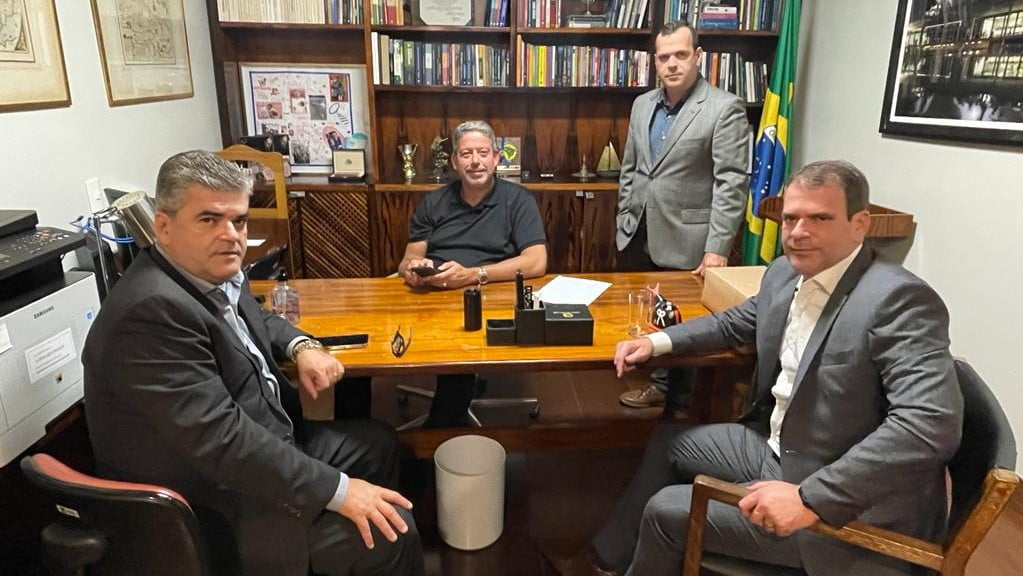 A conversa dos irmãos Reis com Arthur Lira