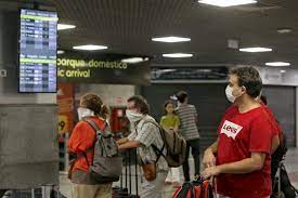 Governo atende STF e exige passaporte da vacina para entrar no país