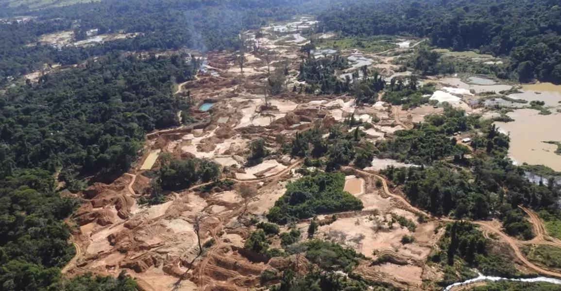 Toneladas de ouro foram retiradas pelo crime organizado do subsolo da terra indígena Kaiapó no Pará