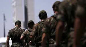 Presença de militares no governo é boa para 41% dos brasileiros, mas 60% acham governo Bolsonaro ruim ou péssimo, mesmo com muitos cargos dados às Forças Armadas