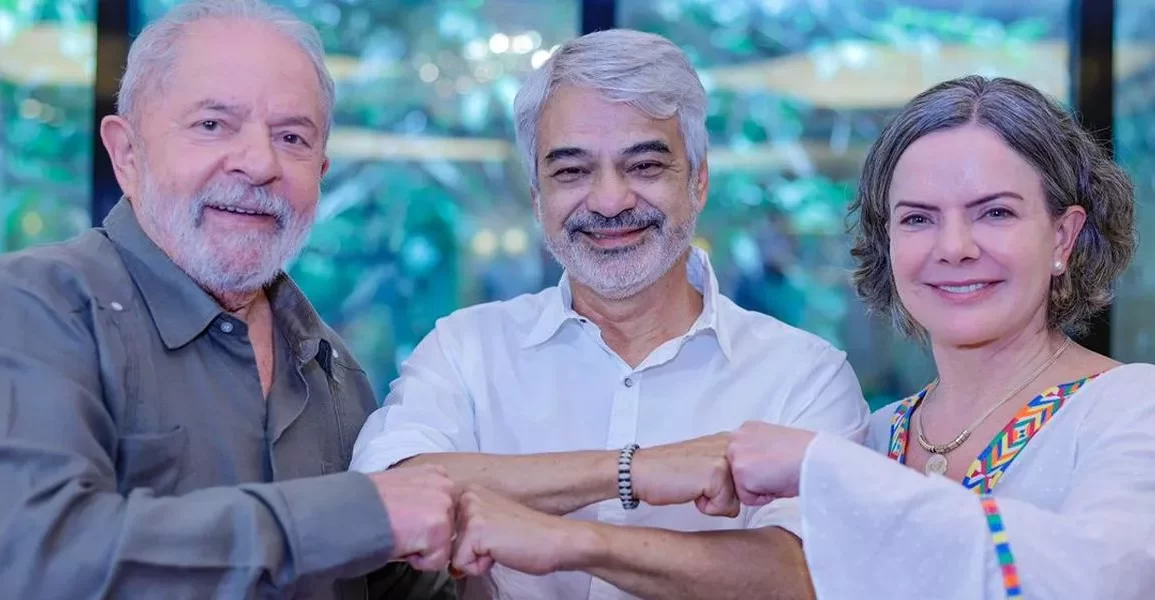Mesmo favorito em Pernambuco, Humberto Costa abandona candidatura para garantir apoio do PSB a Lula