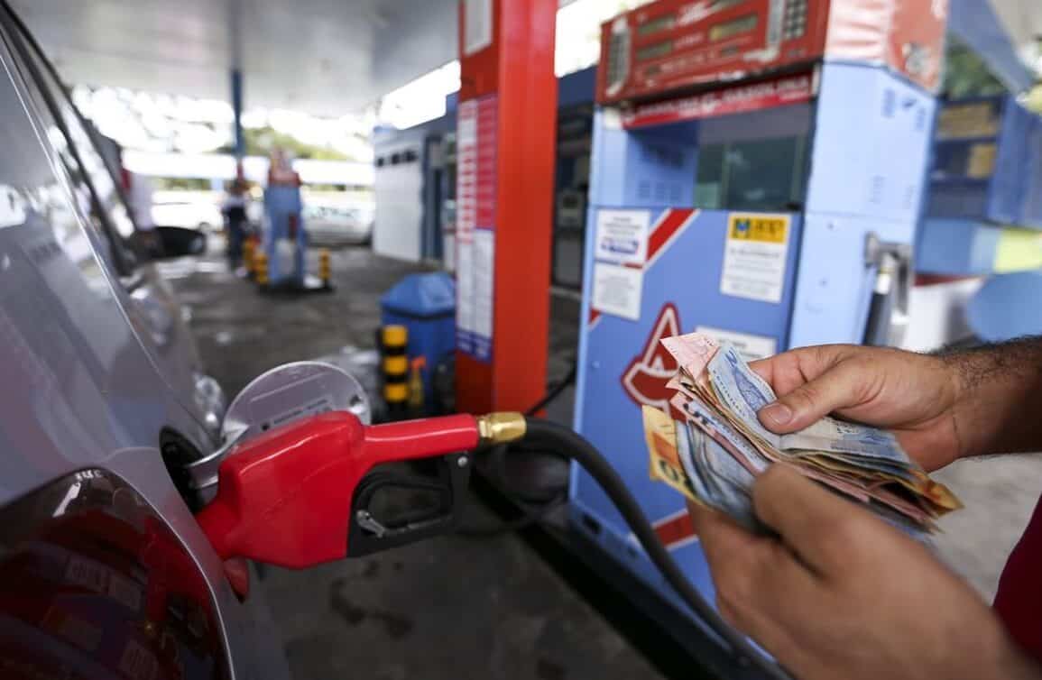 Grandes distribuidoras rejeitam programa de subsídio ao diesel e apontam preços inviáveis