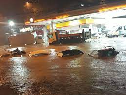 Temporal causa alagamentos, principalmente na Zona Oeste