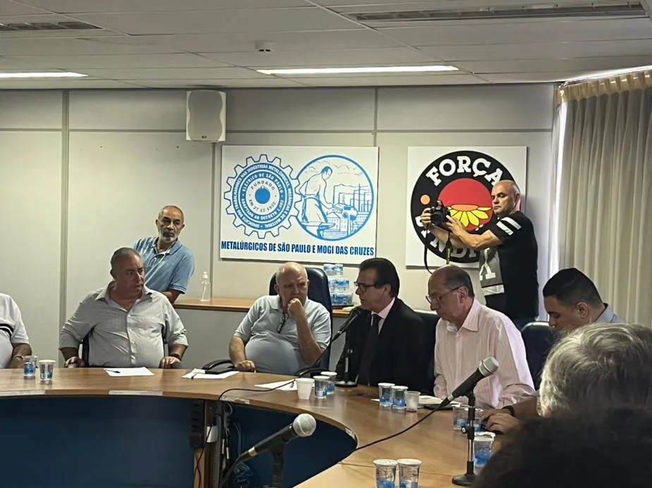 Em reunião, Ministro do Trabalho diz que é fundamental preservar atividade da Americanas