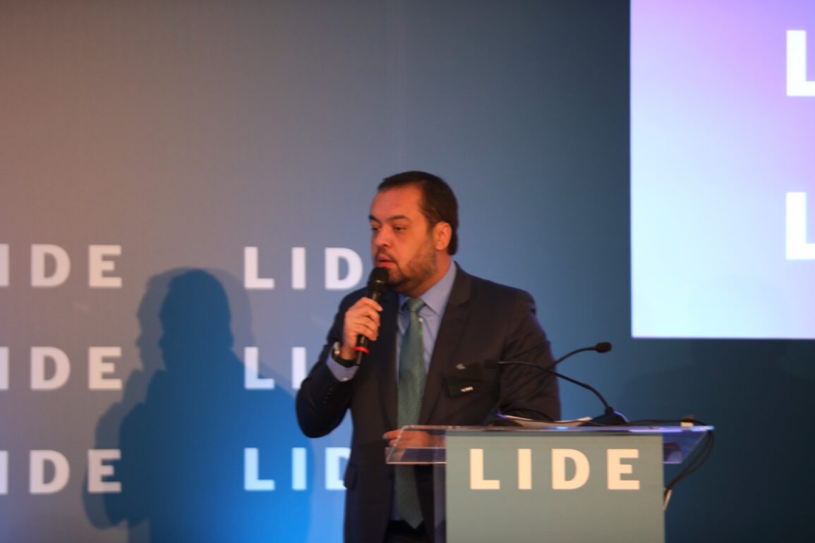 Governador Cláudio Castro lidera debate no Lide sobre novas perspectivas de negócios para o crescimento econômico