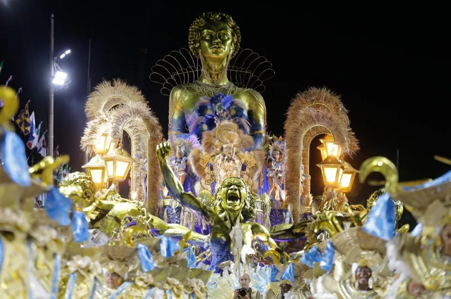 Beija-Flor conquista o Estandarte de Ouro de melhor escola do carnaval 2023