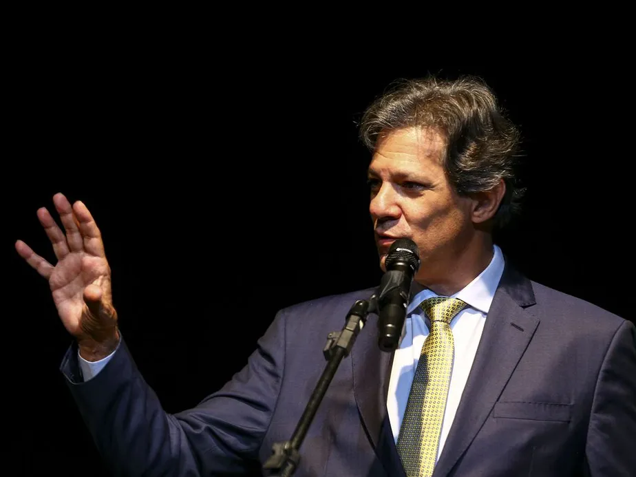 Haddad diz que Copom foi amigável e que não há definição sobre alterar meta de inflação