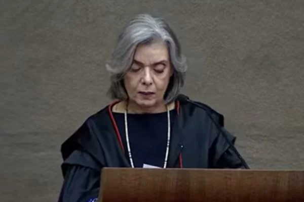 Em ação sobre cota para mulheres, Cármem Lúcia rebate Nunes Marques: “Não somos coitadas” (vídeo)