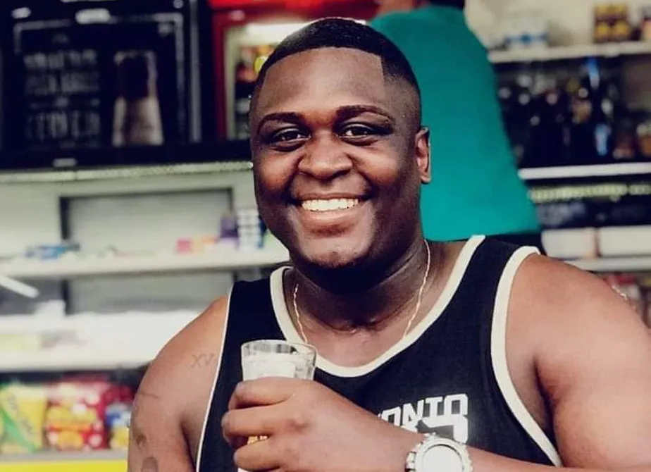 Paraquedista confundido com miliciano é morto no Pontal, jogado numa prancha e empurrado para o mar