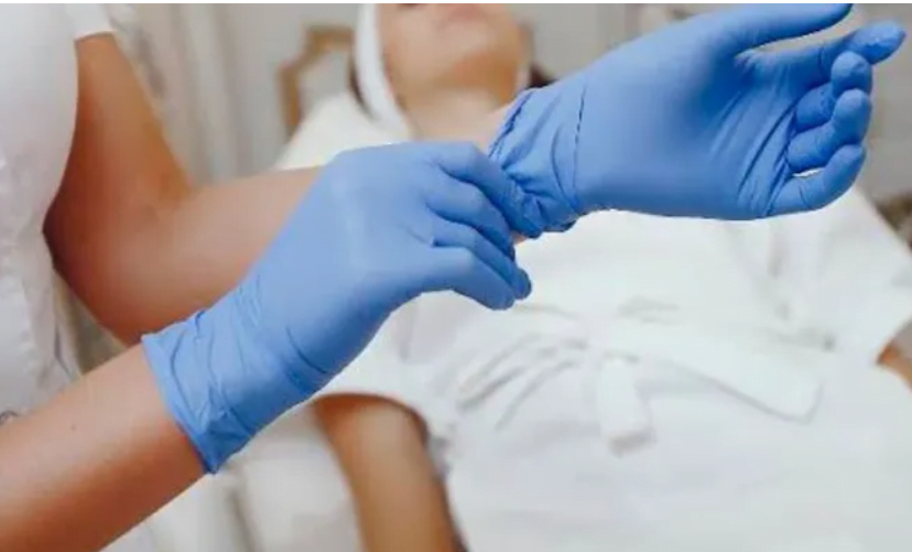 Falsa biomédica e dentista acusadas de tratamento irregular na Barra são intimadas a depor