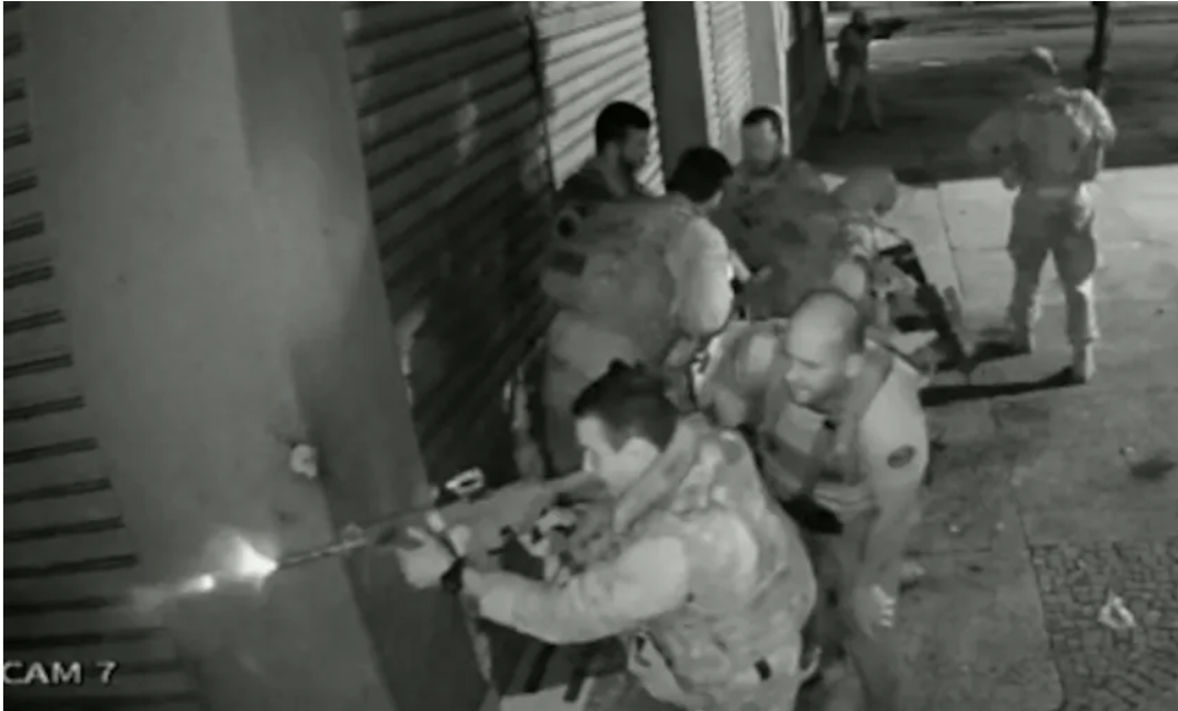 Vídeo mostra momentos dramáticos da ação com que a Polícia impediu assalto da Caixa na Ilha do Governador (assista)