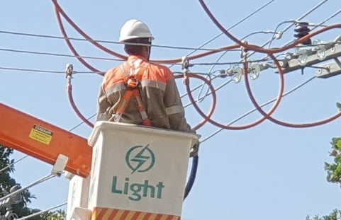 Com dívida de R$ 11 bilhões, Light entra na justiça do Rio com pedido de recuperação judicial