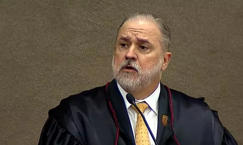 Procurador da PGR questiona indulto de Natal editado por Bolsonaro: “instrumento de promoção da impunidade”