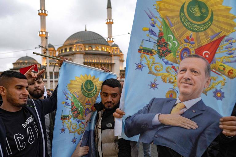 Lula congratula Erdogan por vitória na Turquia e fala em cooperação pela paz e combate à pobreza