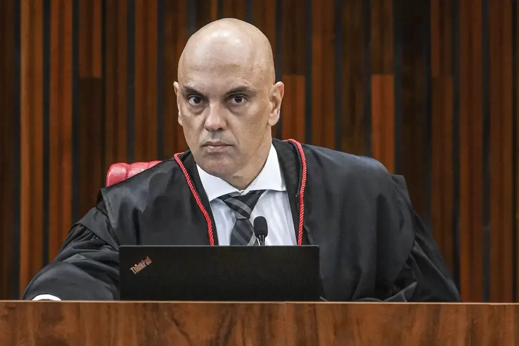 Moraes diz que TSE precisou agir com rigor nas eleições de 2022, a mais conturbada da história