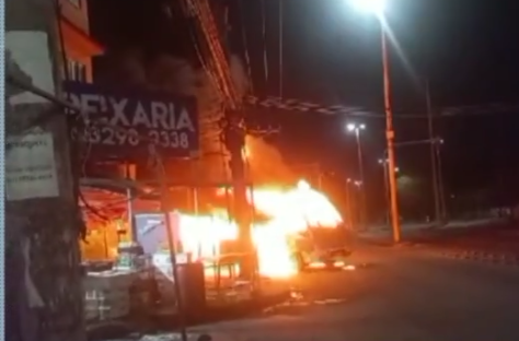 Um morto em confronto de madrugada entre policiais e a milícia na Zona Oeste do Rio (vídeo)
