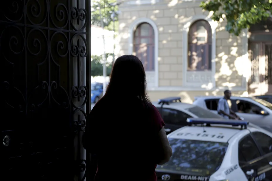 Estelionato contra idosos aumenta 57% no RJ: 2022 registrou uma vítima acima de 60 anos a cada 17 minutos