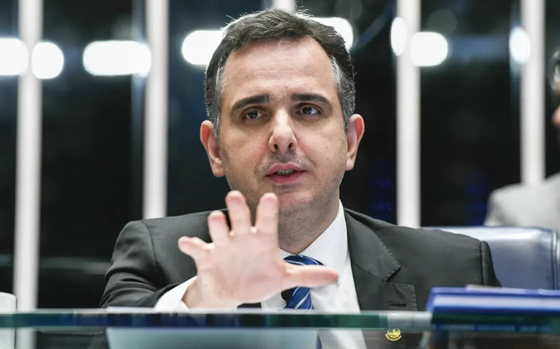 Rodrigo Pacheco resiste a Lula e sinaliza que não quer disputar governo de Minas
