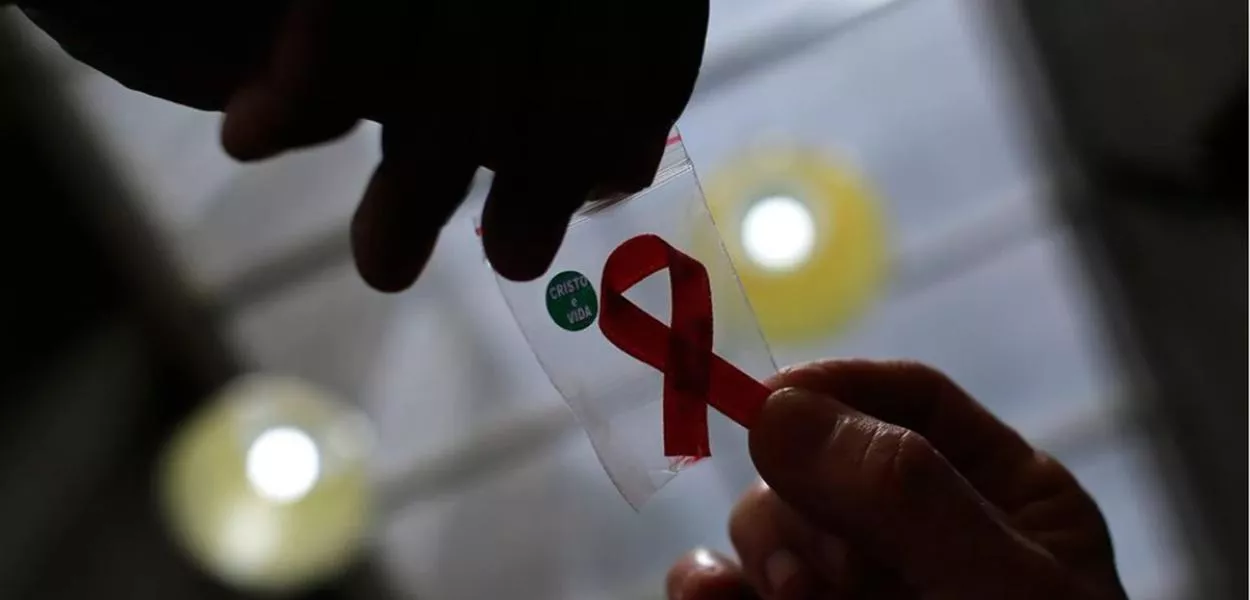 Aids matou quase 11 mil brasileiros em 2022, aponta Ministério da Saúde