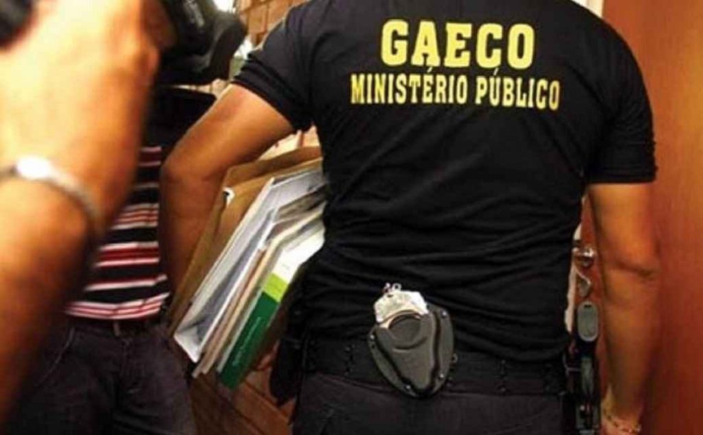 GAECO/MPRJ cumpre mandados contra integrantes de milícia e policiais militares e civil